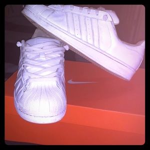 Men’s adidas superstars
